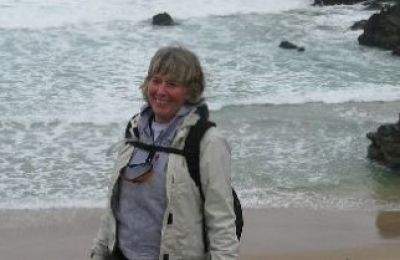 Vicky Skilton Cycling on the  tour with redspokes